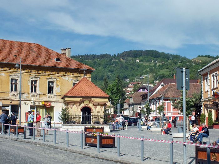 Troita din Piata Prundului (Unirii) - BRASOV 12-05-2013 de Duminica Tomi