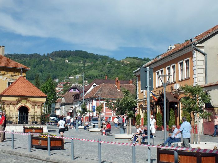 Troita din Piata Prundului (Unirii) - BRASOV 12-05-2013 de Duminica Tomi