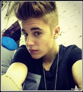 justin-bieber-instagram-2012-justin-bieber-32661671-1446-1600 - Cool Girl