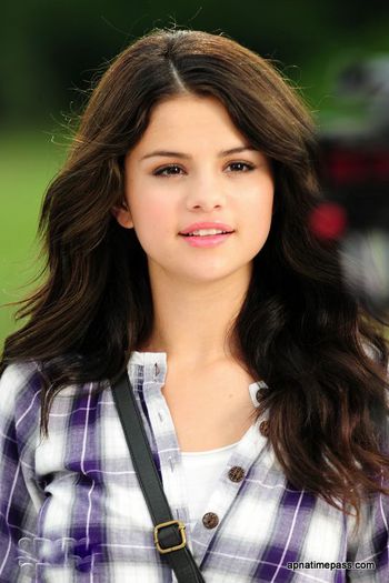 ~♥~Selena~♥~