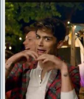 ﻉ√٥ﺎ Zayn ﻉ√٥ﺎ