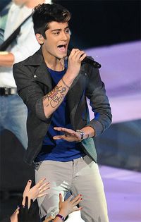 ﻉ√٥ﺎ Zayn ﻉ√٥ﺎ