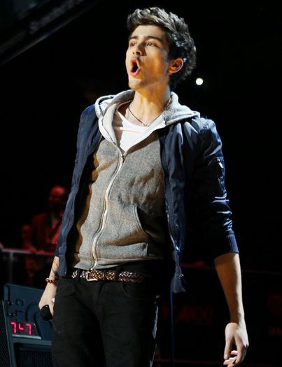 ﻉ√٥ﺎ Zayn ﻉ√٥ﺎ