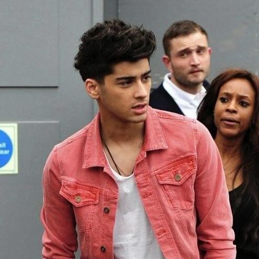 ﻉ√٥ﺎ Zayn ﻉ√٥ﺎ