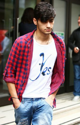 ﻉ√٥ﺎ Zayn ﻉ√٥ﺎ