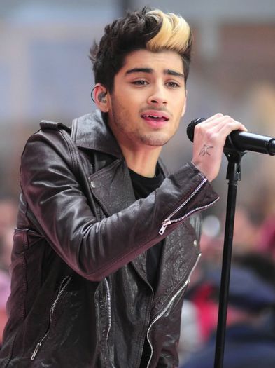 ﻉ√٥ﺎ Zayn ﻉ√٥ﺎ