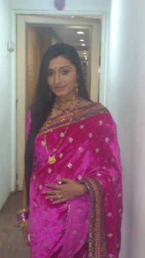 292642_400909553284881_2113158069_n