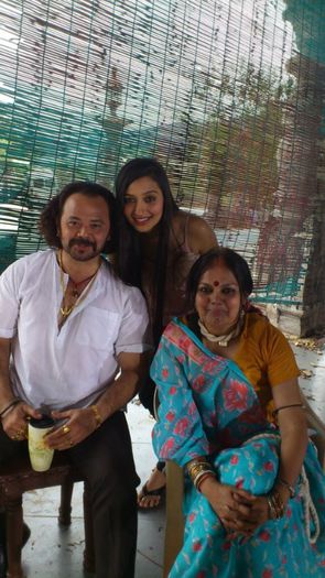 181145_400910013284835_1027297553_n