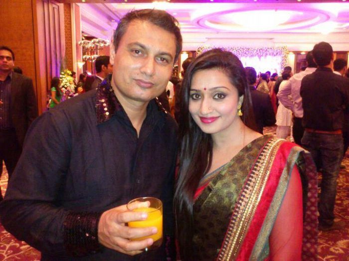 8169_521694241206411_1191496396_n