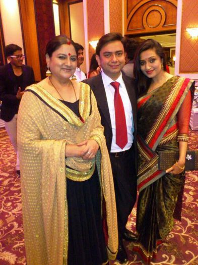 544232_521694287873073_1107817429_n