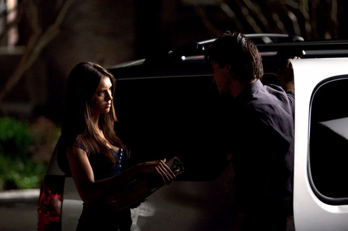 2x03 Bad Moon Rising (6)