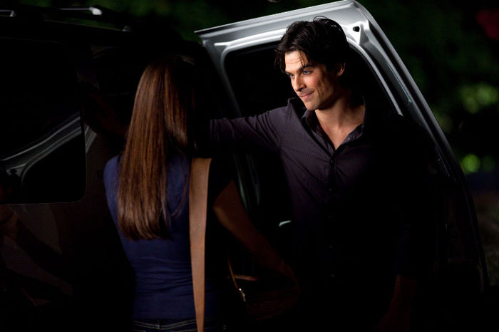 2x03 Bad Moon Rising (7)