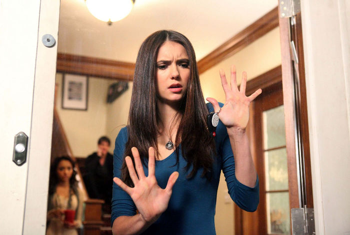 2x11 By The Light Of The Moon (13)