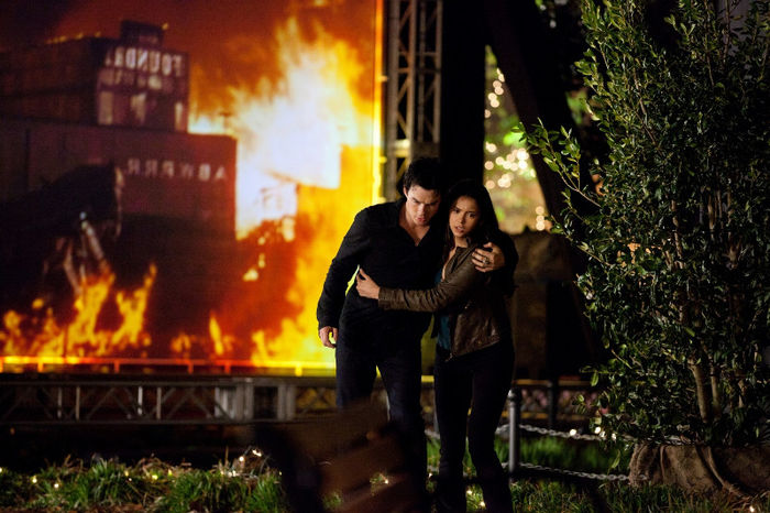 2x22 As I Lay Dying (4) - z Season 2 z