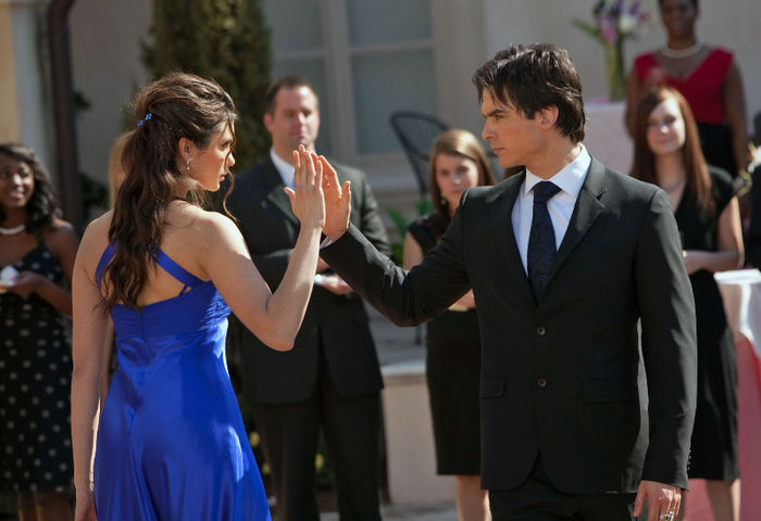 1x19 Miss Mystic Falls (3)