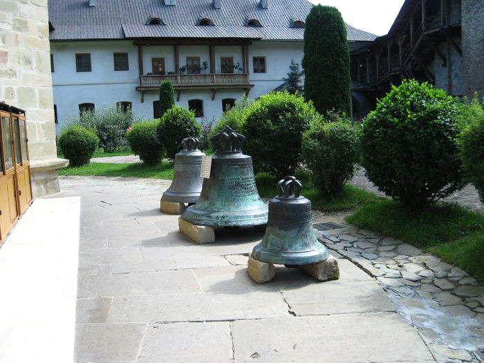 clopotele de la Putna