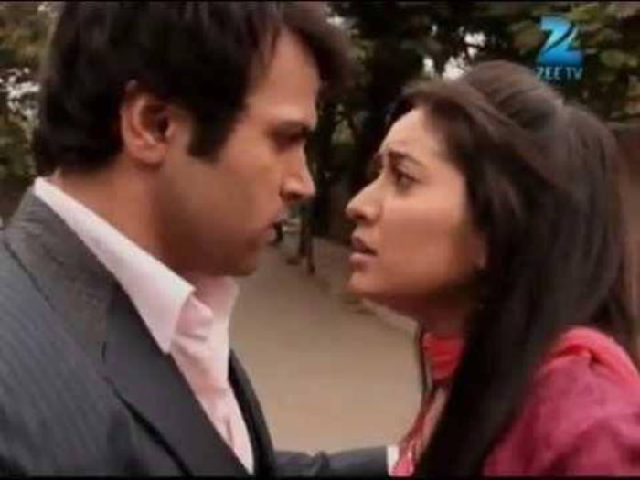 35 - Asha Negi 2