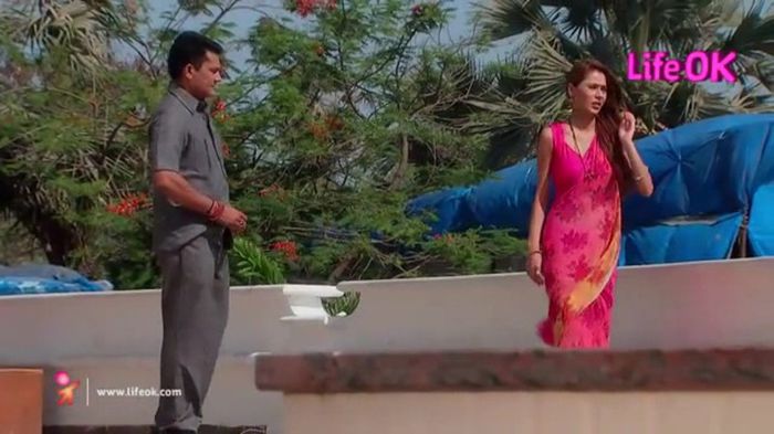 40 - Sara Khan in Junoon