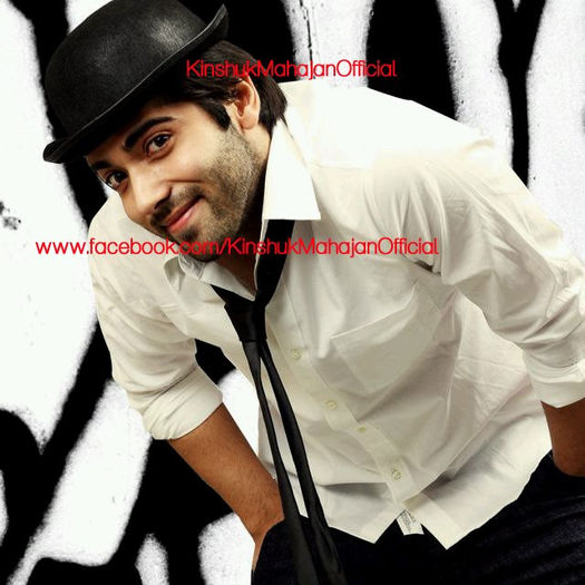 381181_521160391256530_1896014101_n