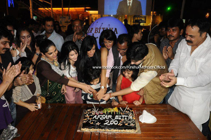 62576_453053048067265_252785515_n