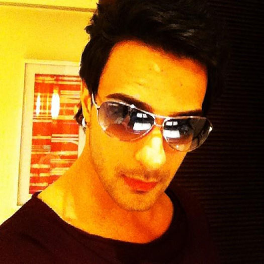 601046_426085744152909_75718956_n - 11-Angad Hasija