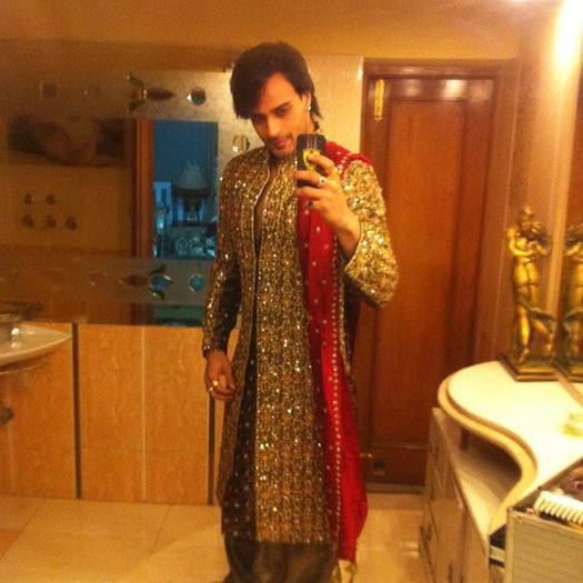 313496_419491511478999_618530211_n