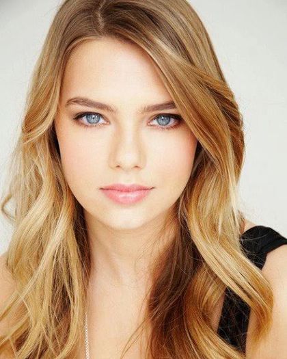 58866_360810107358779_493987715_n - poze cu indiana evans