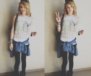 thum - xo_Acacia Clark_xo