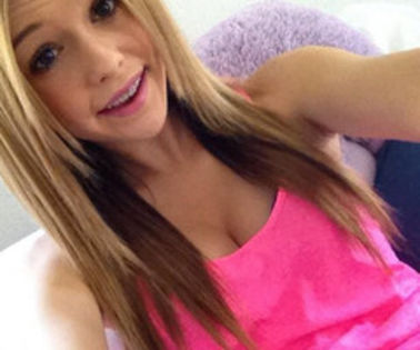 thum - xo_Acacia Clark_xo