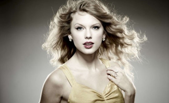 Taylor-Swift-wallpaper-38-550x335