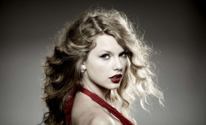 Taylor-Swift-wallpaper-35-550x335