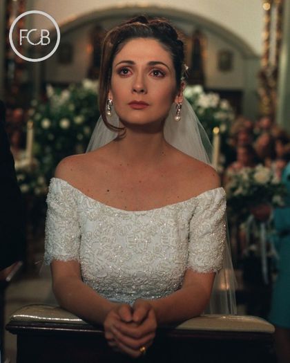 nora-salinas-es-graciela-esmeralda Vista Web grande