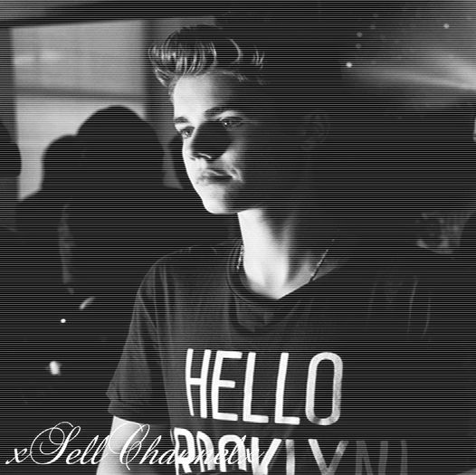 Eee =; Ajunge si singura acasa =; *se urca in masina si pleaca*