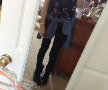 q - xo_Acacia Clark_xo