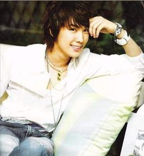  - Park Jung Min