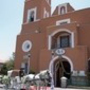 dos-hogares-464571l-thumbnail_gallery