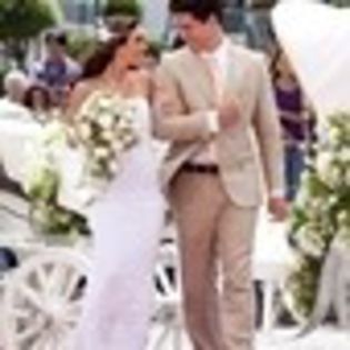 dos-hogares-707853l-thumbnail_gallery