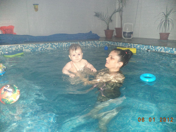 david &bianca la piscina 039 - educatie acvatica bebelusi inot constanta