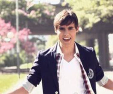 88531698_RKLQXYR - poze cu jorge blanco