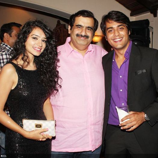 Sukirti-Khandpal-Manish-Goswami-and-Gaurav-Bajaj-make-a-happy-image-during-the-launch-party-of-Manis - Gaurav Bajaj