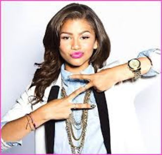 images - poze cu zendaya