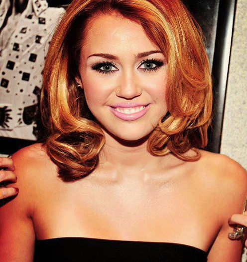 312824_10150287329386143_1694252946_n - poze frumoase cu miley cyurs