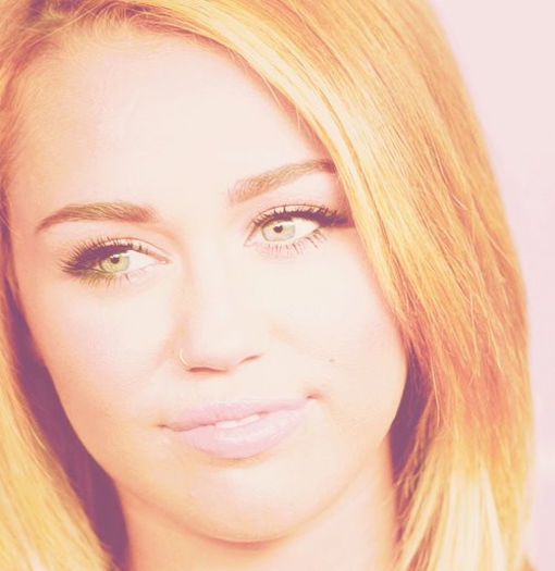 526429_10150941201071143_676234312_n - poze frumoase cu miley cyurs