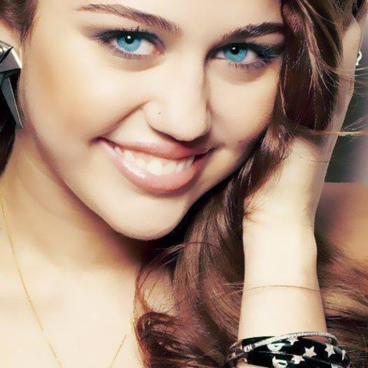 529847_10150632613351143_401396704_n - poze frumoase cu miley cyurs