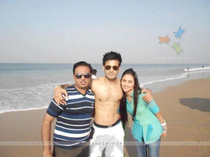 208616-karan-tacker-and-krystle-dsouza-in-goa