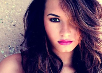 demi-lovato-332