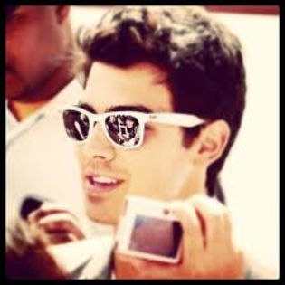 images - Joe Jonas