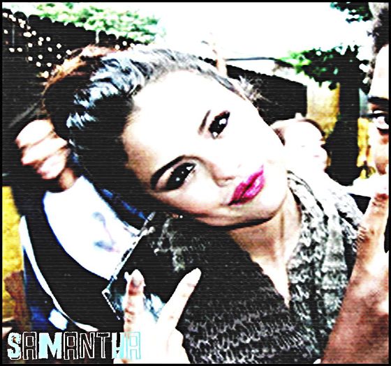 :)) * se uita la ea * Ma duc sa fac dush ;;) Du`te si compune o melodie =; :) * merge sus *