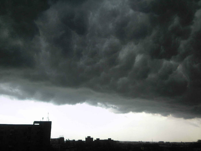 Si in dreapta mea...