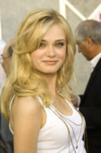 17300733_EDVBYSLIQ - sara paxton